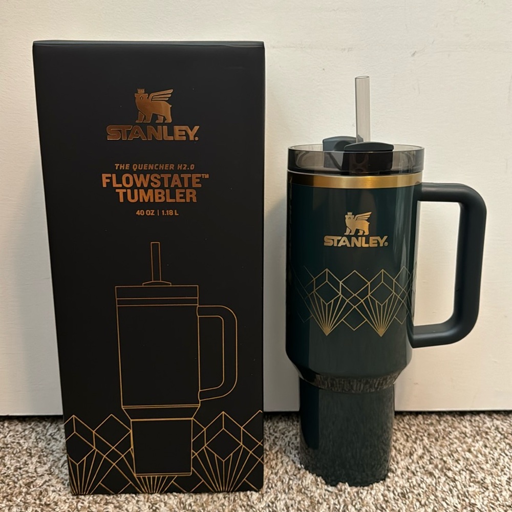Stanley Flowstate Tumbler 40oz